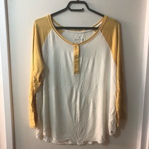 American Eagle baseball t-shirt